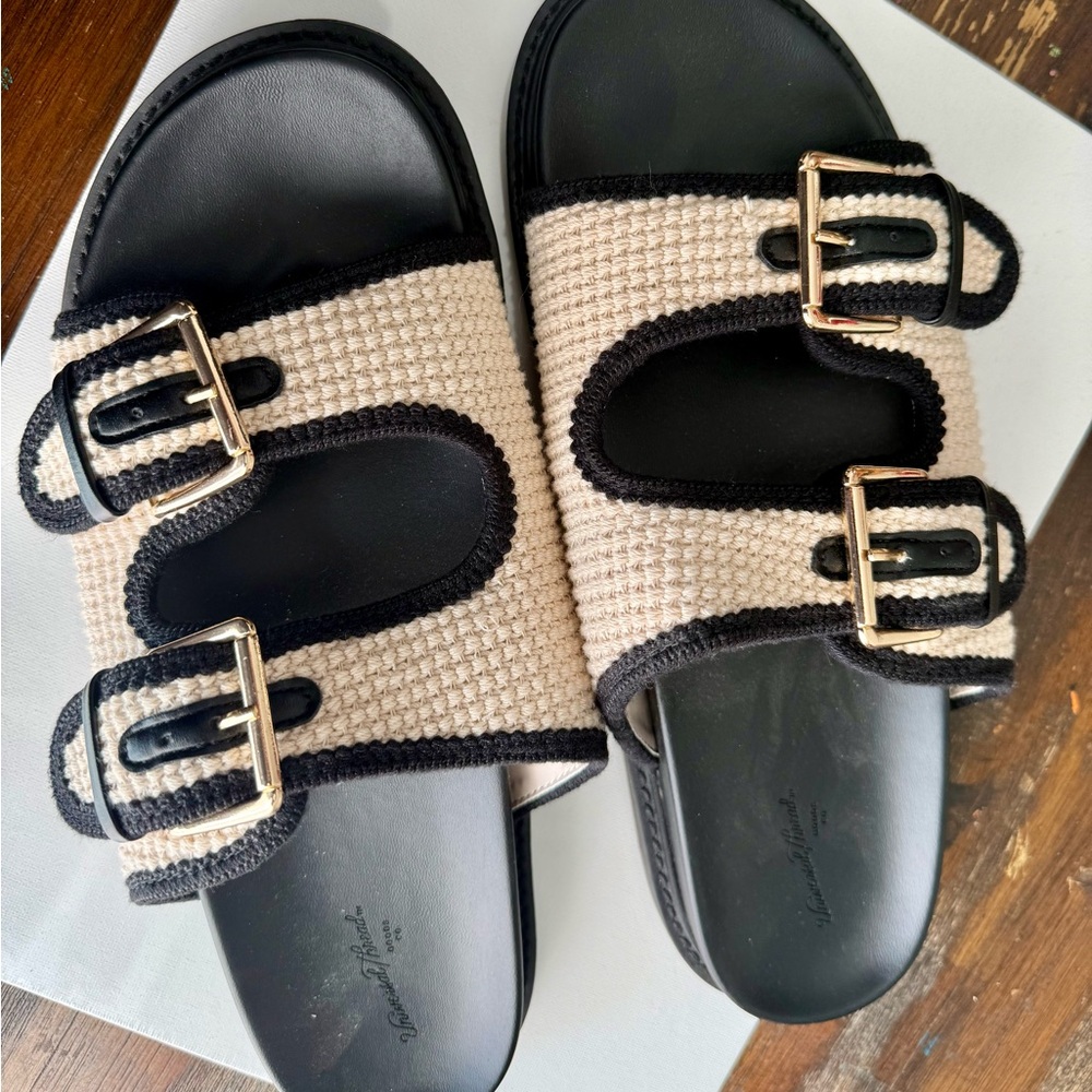 Universal Thread Black and Cream Buckle Sandals